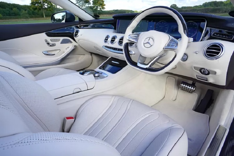 Menghilangkan Bau Apek di Kabin Mobil yang Wajib Anda Tahu