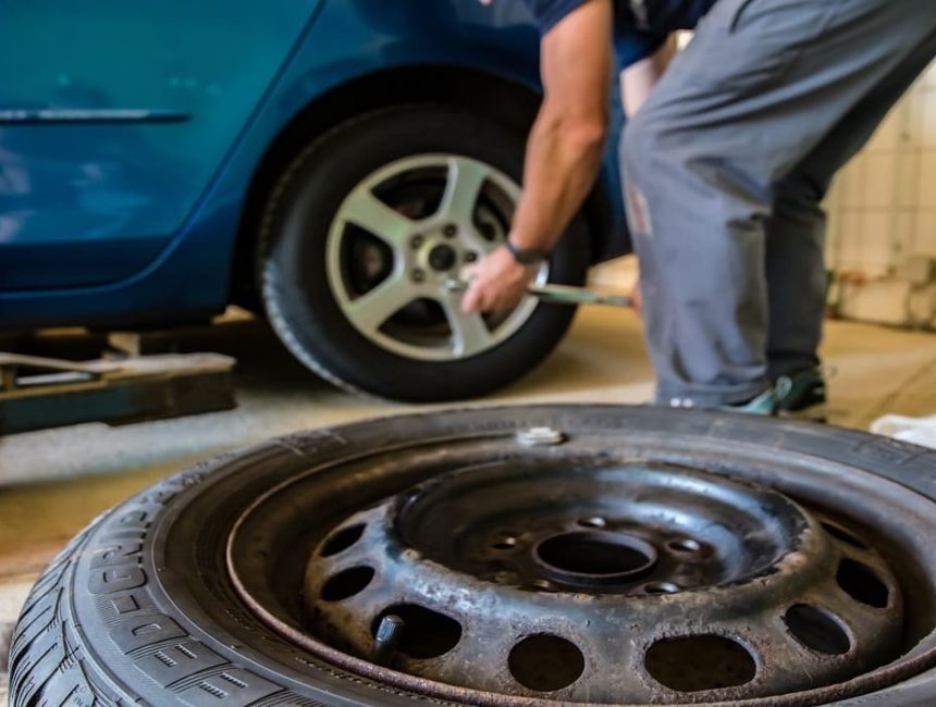 Tanda Ban Mobil Harus Ganti, Guna Minimalisir Kecelakaan Terjadi
