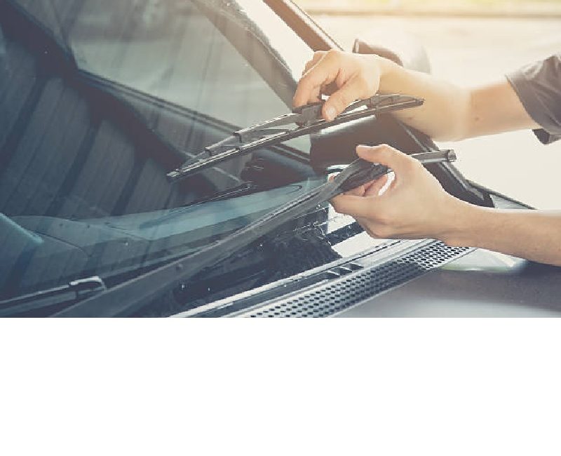 Wiper Mobil Rusak, Pemicu Kecelakaan di Musim Hujan